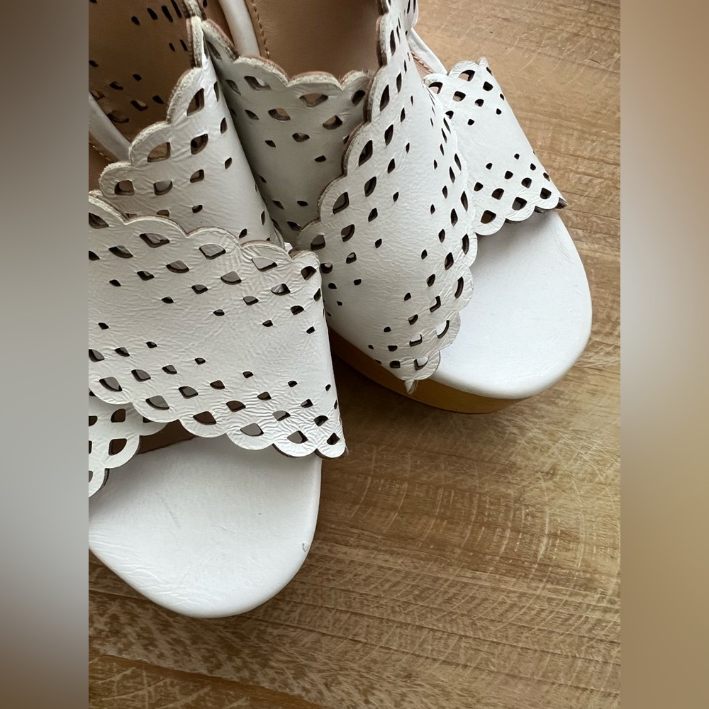 Veronica Beard Gaynor Platform Leather Sandals In White Size 8 New - Picture 10 of 13